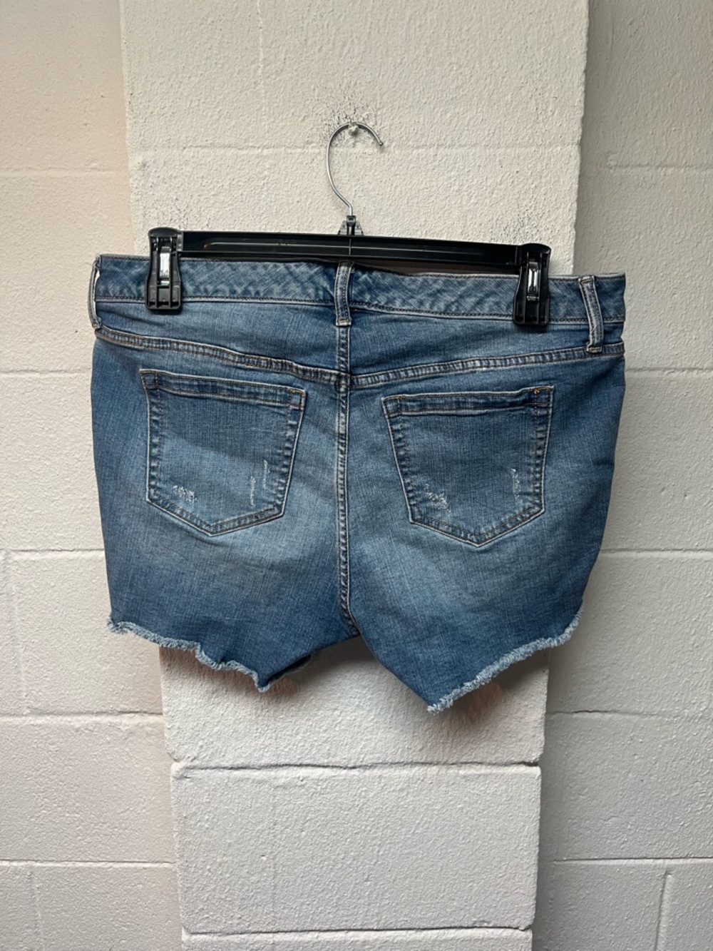 torrid Blue Denim Shorts with Contrast Stitching - Picture 4 of 5
